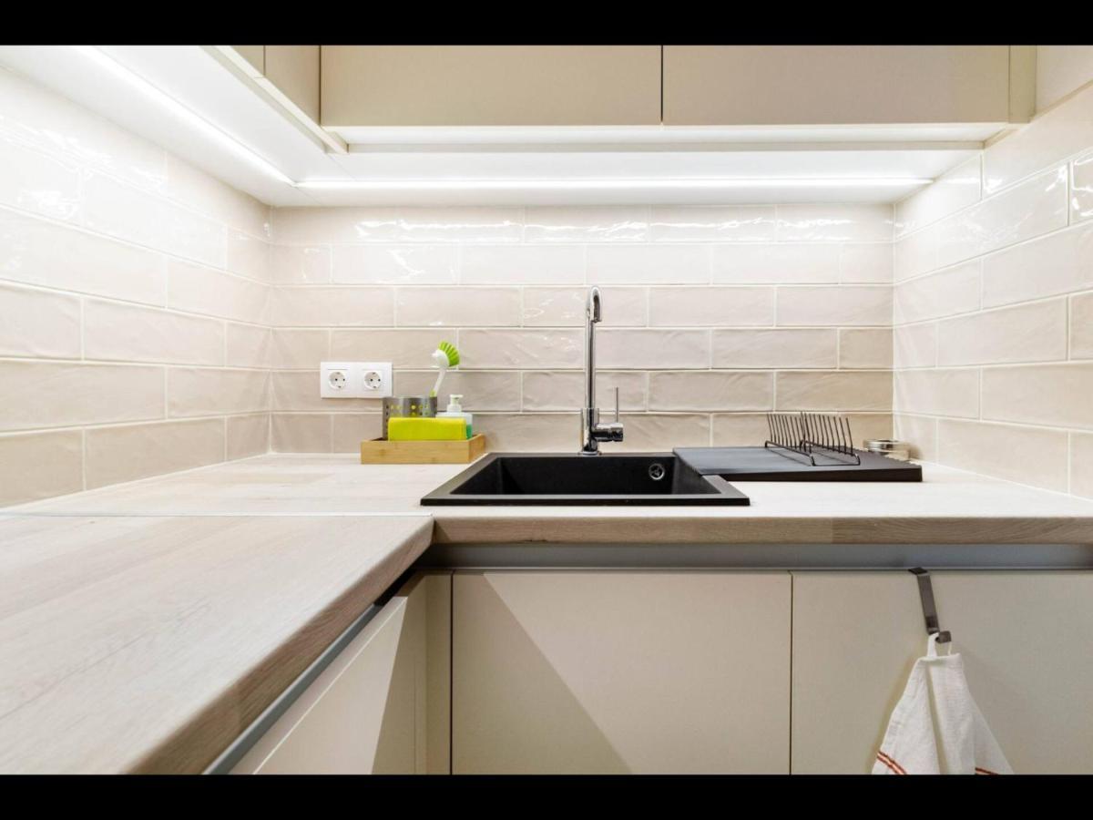 Apartamento Pagrati, Rizari Atenas Exterior foto